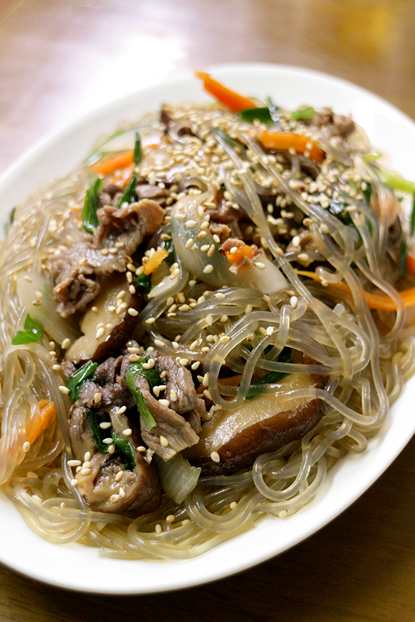 ゲート通りの韓国料理 珍味（じんみ）