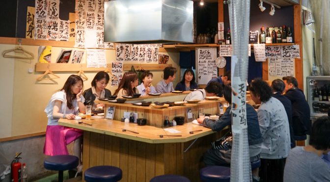愛知県・市場の中の天ぷら屋「天ぷらとワイン 小島」は安くて美味しい！
