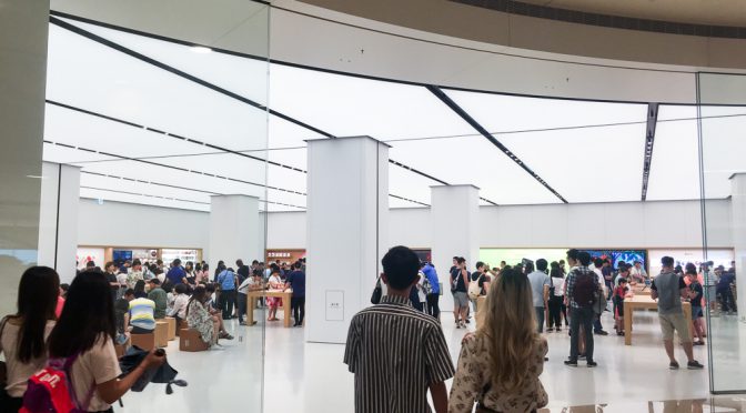 7月1日にオープンしたApple Store「Apple 台北 101」に行ってきました。