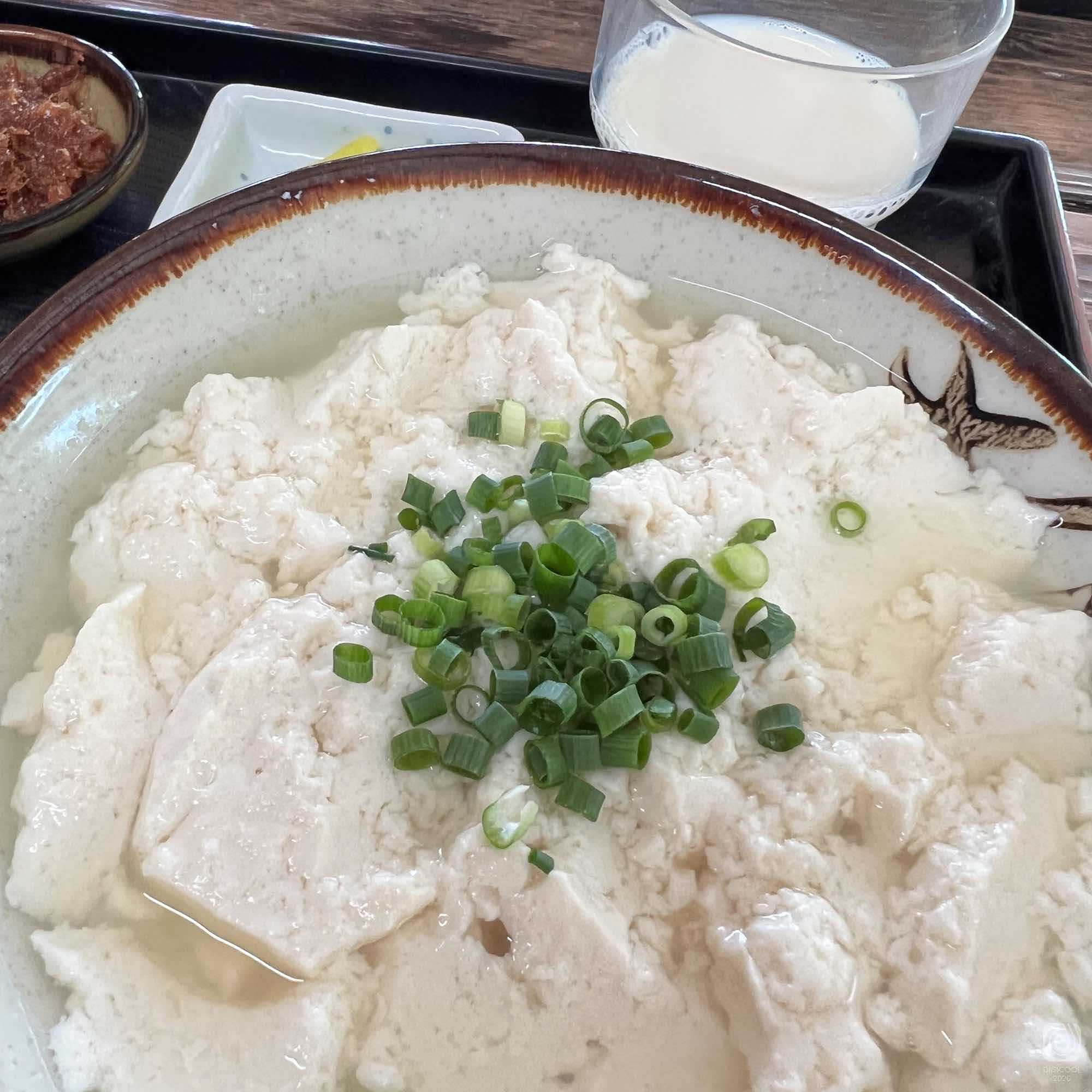 石垣市・「とうふの比嘉」朝ご飯は二日酔いにも優しい豆腐料理を。