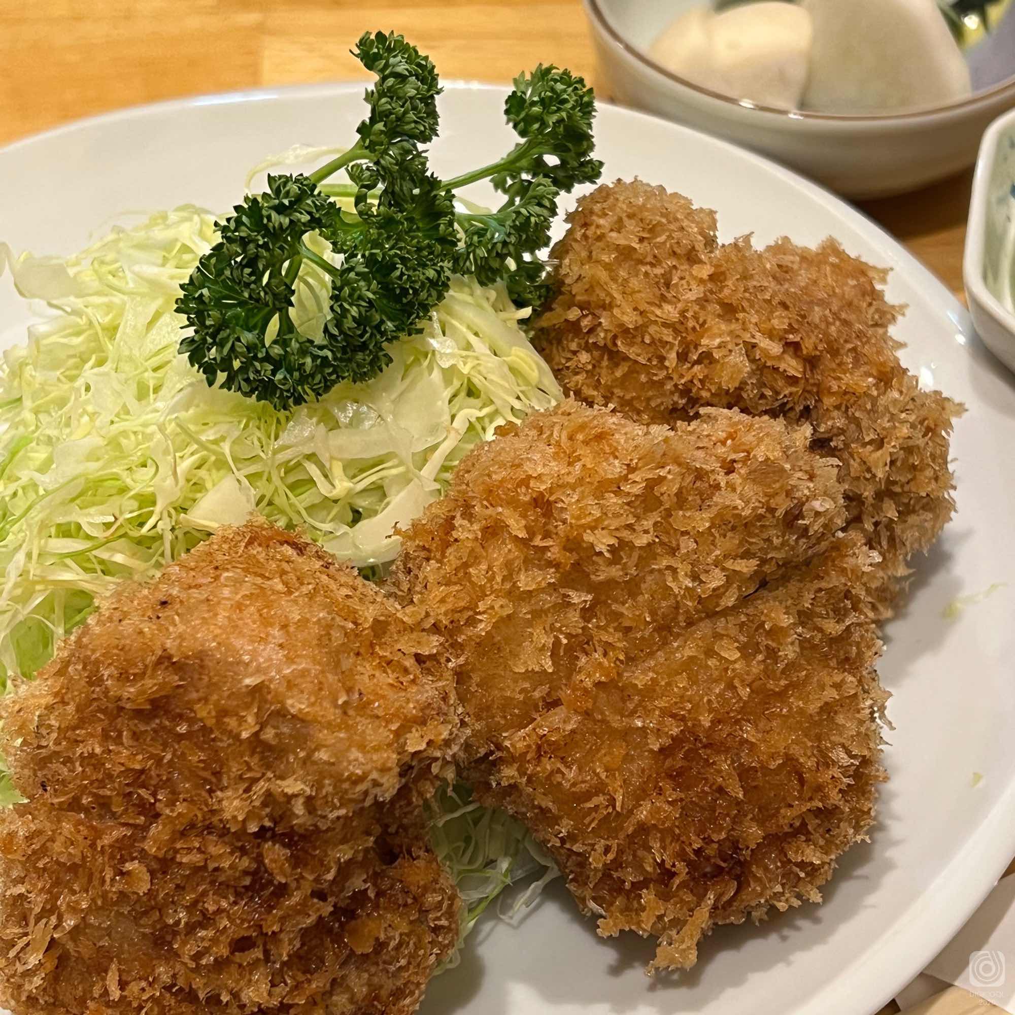 東京都 大田区・蒲田名物は餃子じゃなくとんかつ！？「とんかつ燕楽」で激ウマとんかつを食べてきた。