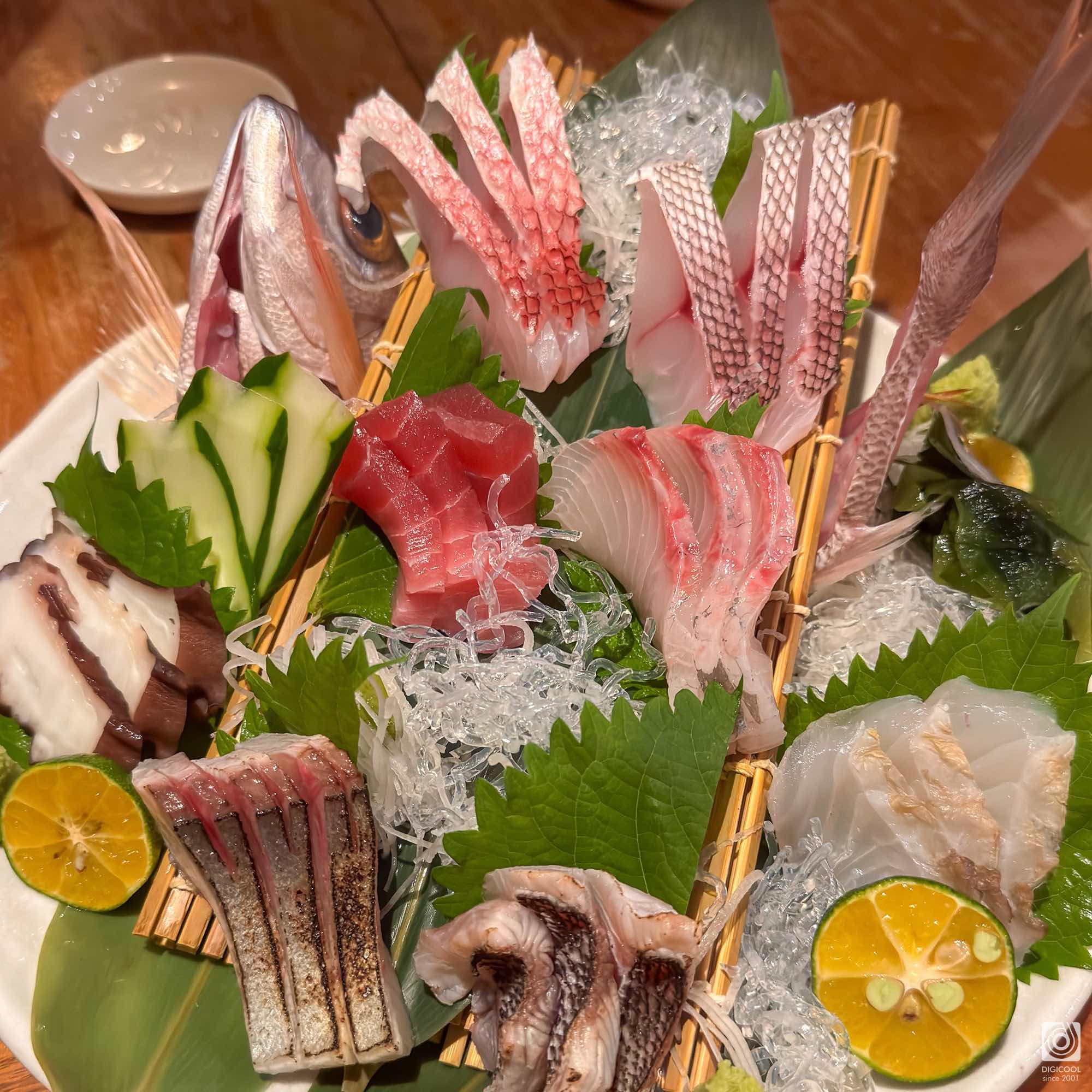 名護市・友人が来沖したので「古酒蔵 山桜」の沖縄料理と刺身でおもてなし♪
