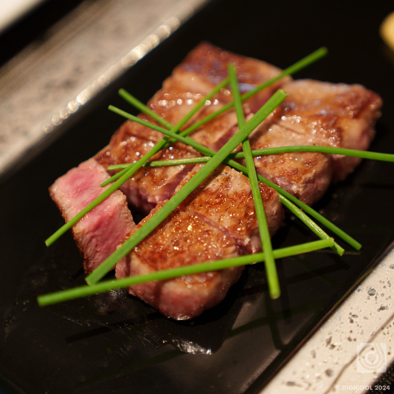 沖縄県 那覇市・いい肉は裏切らない！「鉄板焼 mahoroba」でA5ランクの石垣牛を食べてきた。
