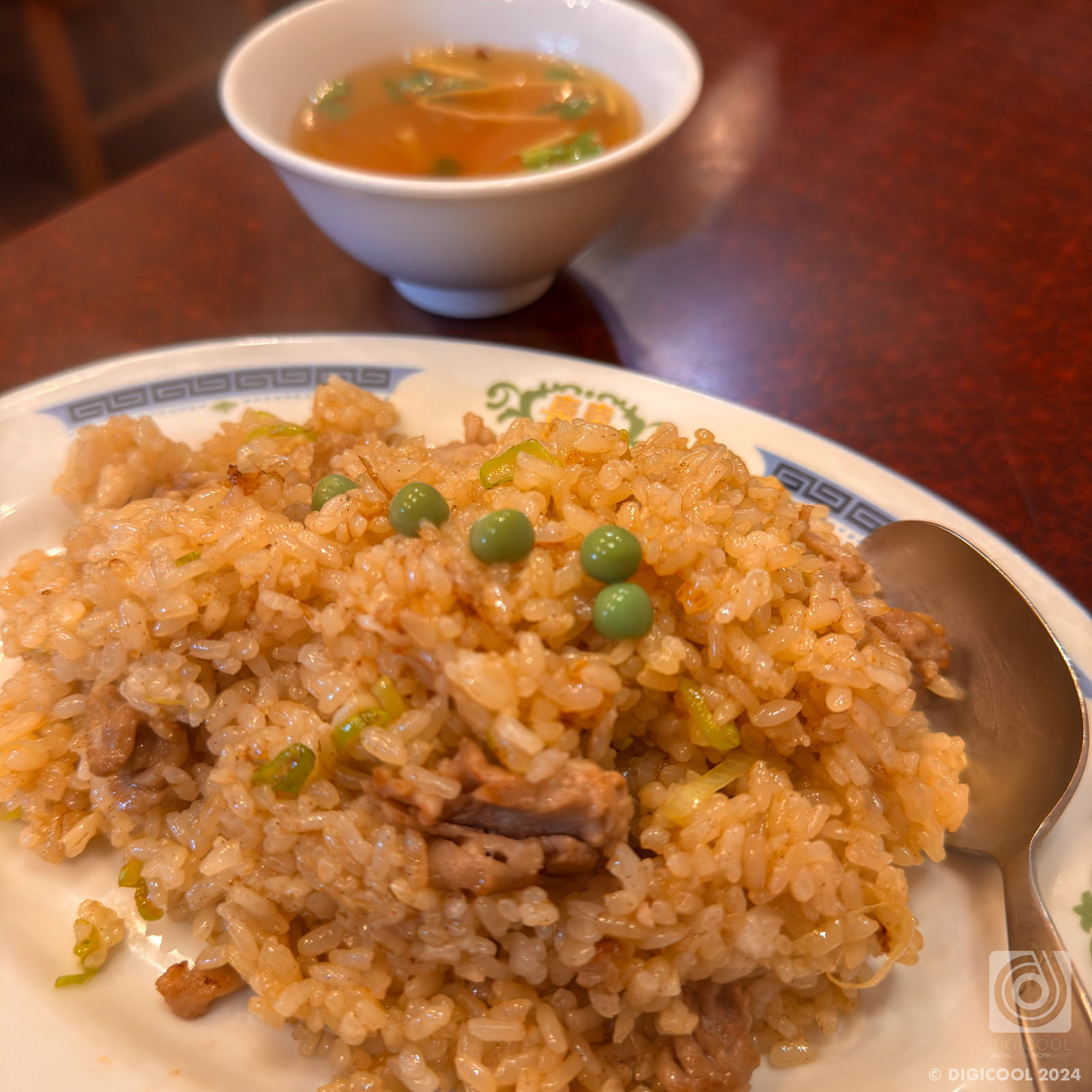 東京都 新宿区・都心の町中華「中華料理 登喜和」で昔ながらのポークライスを食べてきた。