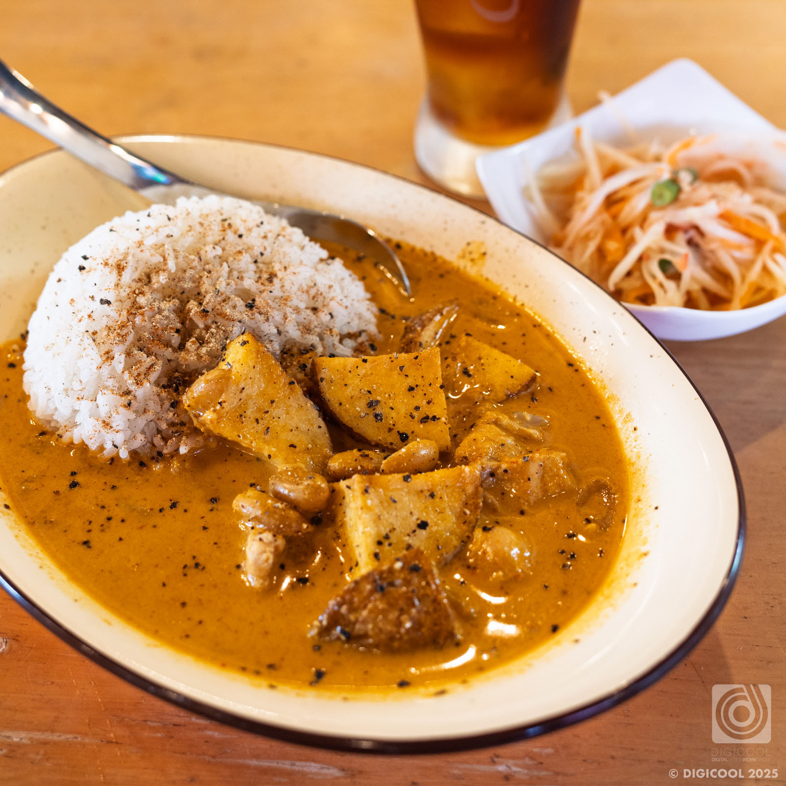 沖縄県 浦添市・本場で修行したシェフが作る絶品マッサマンカレー専門店「マッサマン屋」が美味かった！