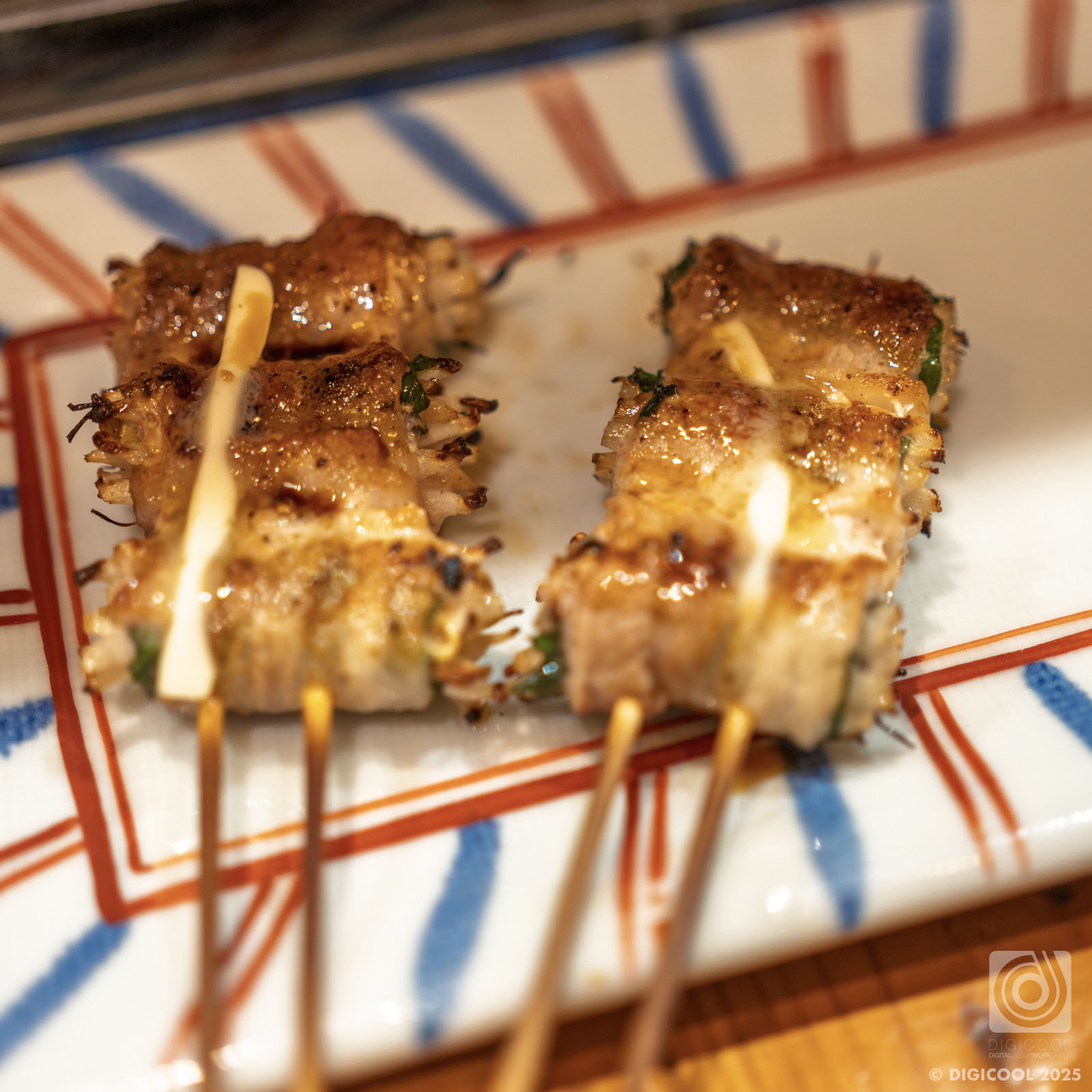 福岡県 福岡市・深夜まで楽しめる！友人おすすめの「やきとり なるも」で串とお酒･･･そして〆！