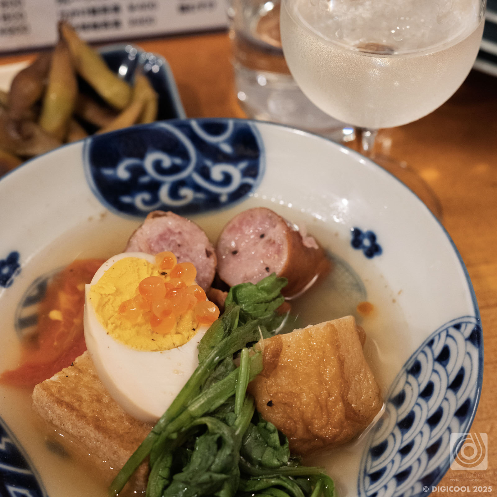 福岡県 福岡市・レアな日本酒と博多風おでんが美味しい「博多酒場 ソルリバ」で冬の夜を楽しもう。