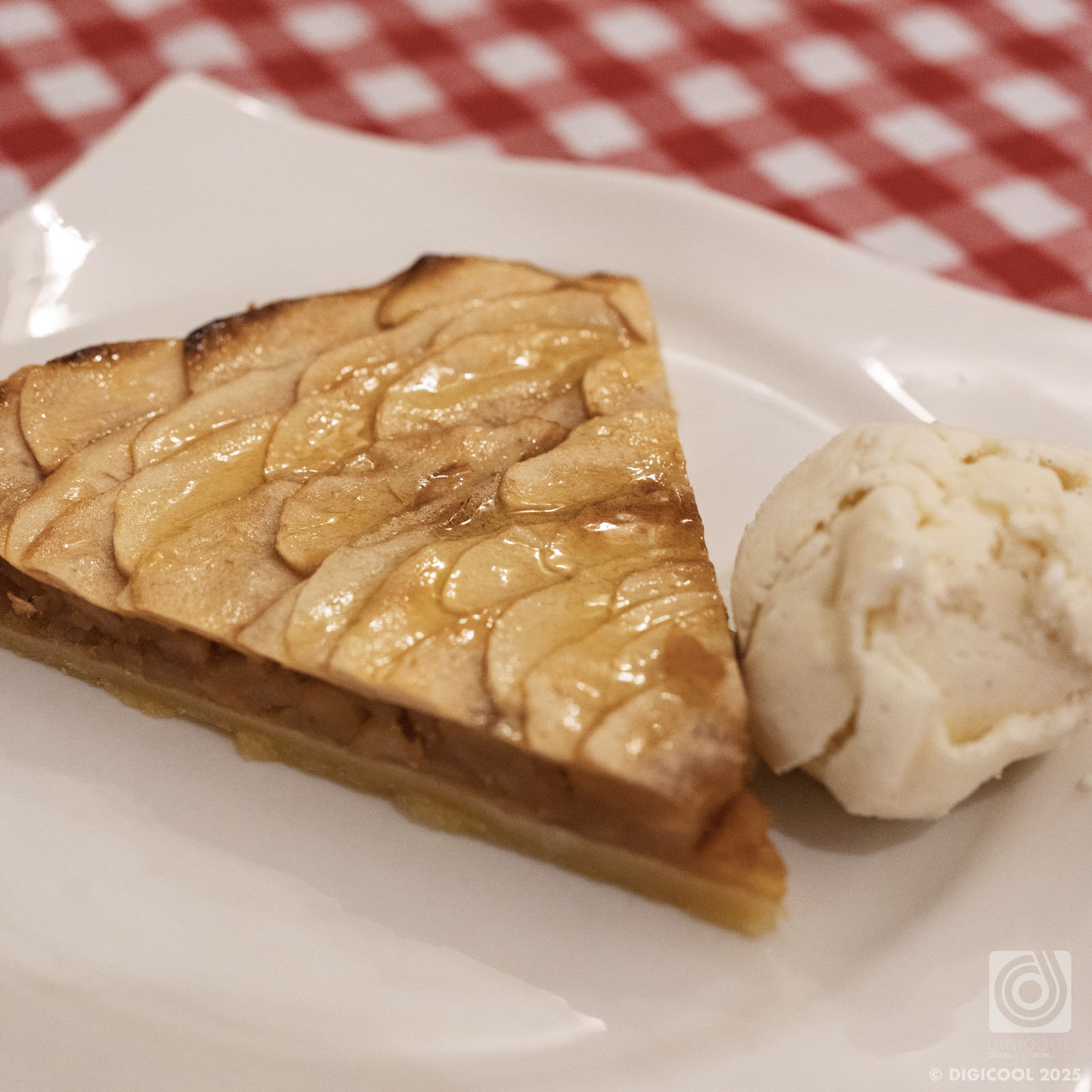 タイ チェンマイ・ここは本当にタイか！？素敵フレンチ・ビストロ「La Terrasse」でカフェタイム。