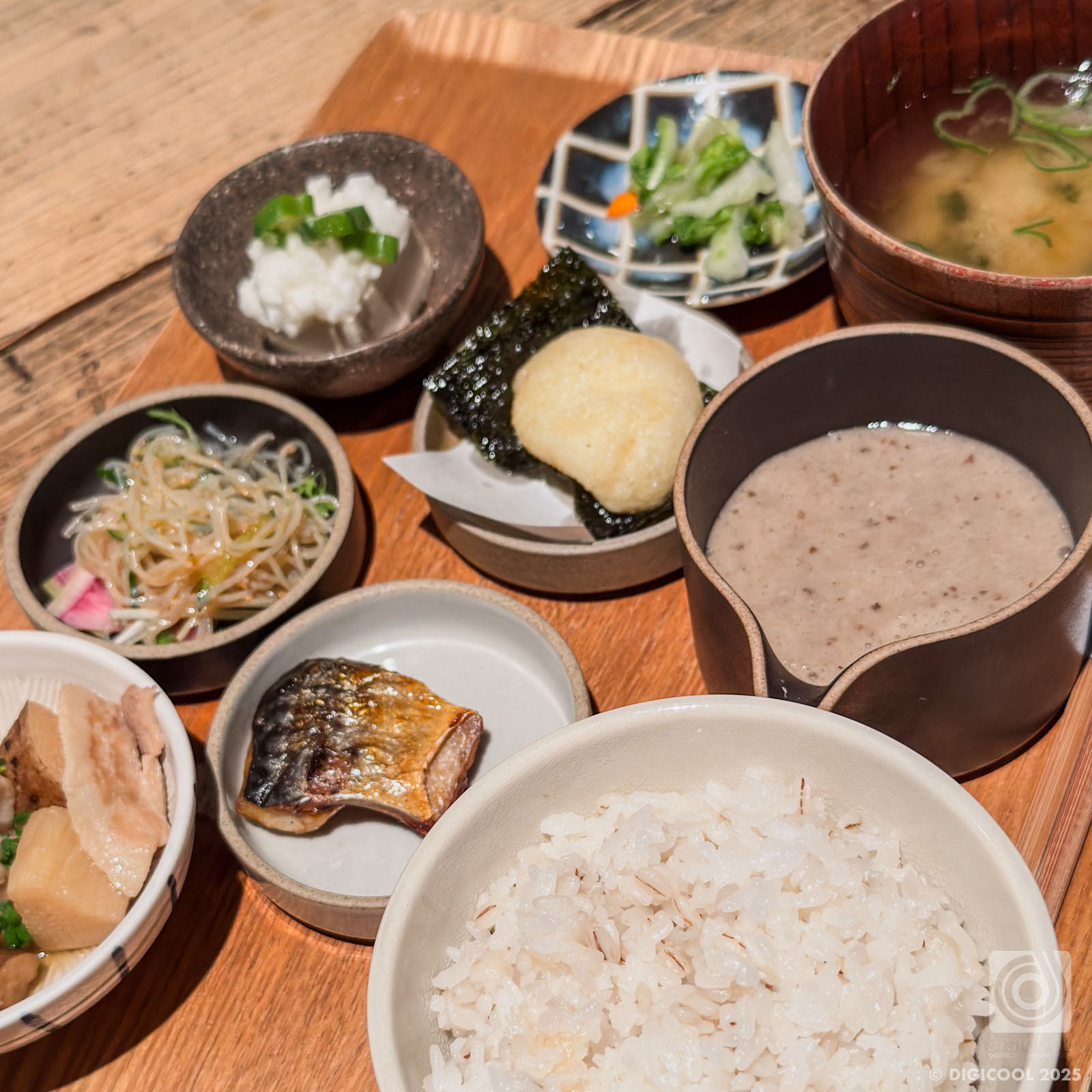 神奈川県  川崎市・なんだか懐かしい。「山芋の多い料理店」で野菜たっぷりな山芋たっぷりランチを食べてきた。