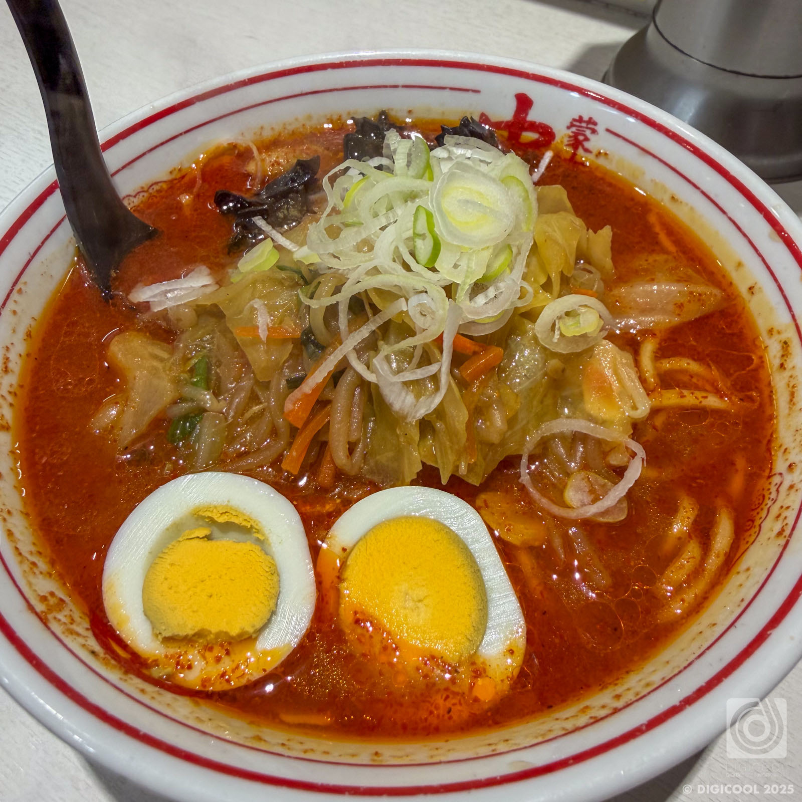 神奈川県 川崎市・激辛好きの聖地！人生初の「蒙古タンメン中本」で北極ラーメン食べてみた。